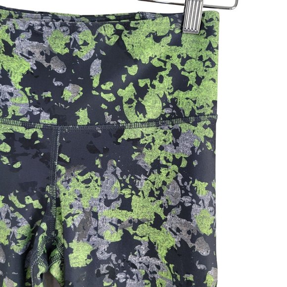 Under Armour heatgear mesh splash camo printed leggings Size Small - Picture 7 of 12